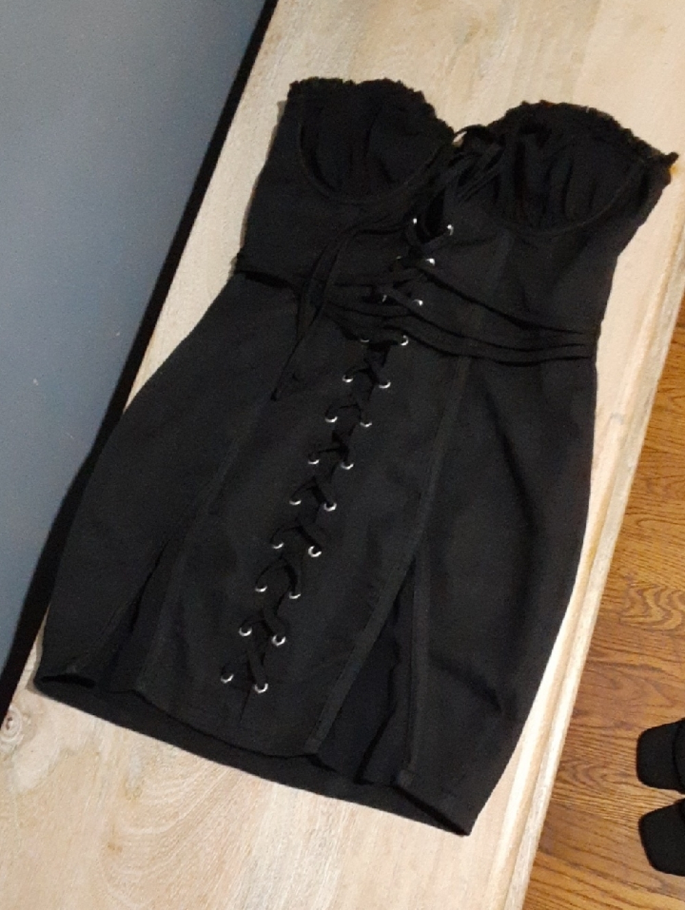 Strapless Black Lace-Up Bodycon Dress